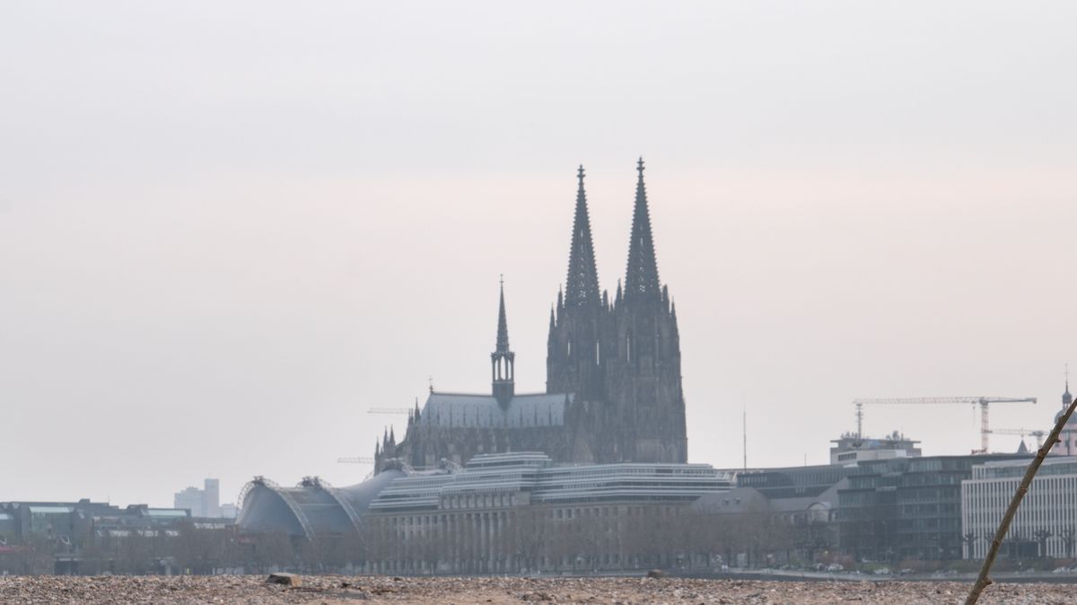 DPA informuje o možném plánu islamistů na útok na katedrálu v Kolíně nad Rýnem
